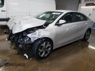 2021 Kia Forte LXS with VIN 3KPF24ADXME334546, listed as a Copart auction lot 47389405 with 71,624 mi miles and Salvage Title. Bid and sale history available at carsss.com. Image 1.