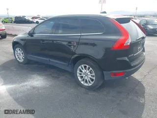 2010 Volvo XC60 3.0T with VIN YV4992DZXA2076751, listed as a IAAI auction lot 42065186 with 1 mi miles. Bid and sale history available at carsss.com. Image 3.