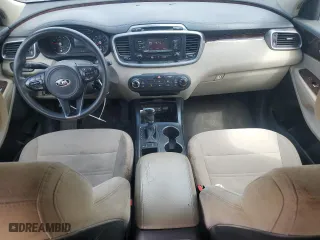2016 Kia Sorento LX with VIN 5XYPG4A55GG002066, listed as a Copart auction lot 51132535 with 196,073 mi miles and Clean Title. Bid and sale history available at carsss.com. Image 8.