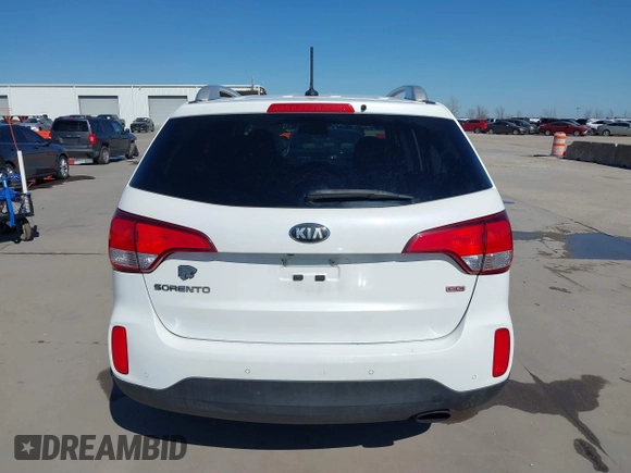 2014 Kia Sorento LX with VIN 5XYKTDA73EG471659, listed as a IAAI auction lot 41704991 with 118,617 mi miles. Bid and sale history available at carsss.com. Image 16.