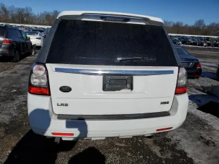 2011 Land Rover LR2 HSE with VIN SALFR2BN6BH275597, listed as a Copart auction lot 42213075 with 216,198 mi miles and Salvage title. Bid and sale history available at DreamBid. Image 6.