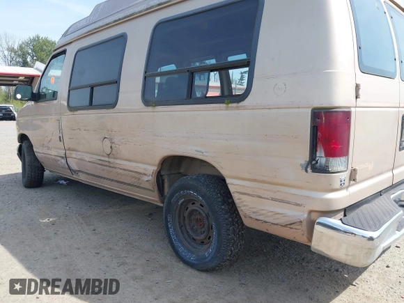1996 Ford Econoline Cargo z VIN 1FDEE14H4THA09346, wystawiony jako IAAI lot #42108855 z przebiegiem 150 061 mil mil oraz . Historia ofert i sprzedaży dostępna na DreamBid. Obrazek 6.