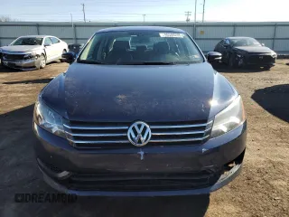 2014 Volkswagen Passat Wolfsburg Edition z VIN 1VWAT7A35EC030742, wystawiony jako Copart lot #46586205 z przebiegiem 185 690 mil mil oraz Szkoda całkowita • Salvage title. Historia ofert i sprzedaży dostępna na DreamBid. Obrazek 5.