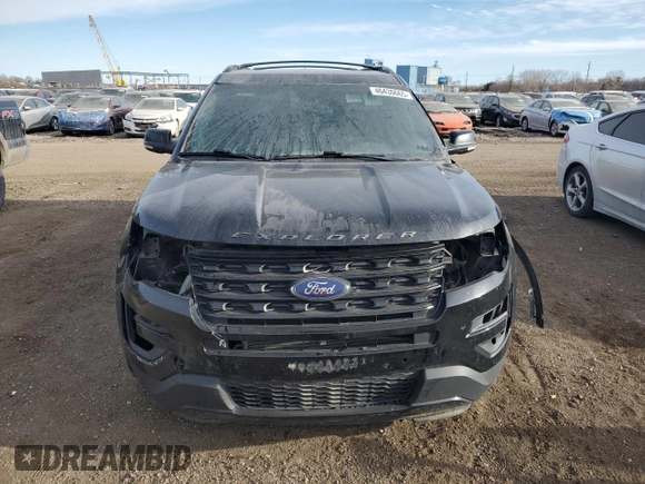 2017 Ford Explorer Sport z VIN 1FM5K8GTXHGA32855, wystawiony jako Copart lot #46430665 z przebiegiem 166 737 mil mil oraz Szkoda całkowita • Salvage title. Historia ofert i sprzedaży dostępna na DreamBid. Obrazek 5.
