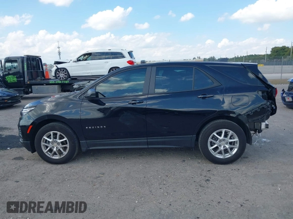 2024 Chevrolet Equinox LS z VIN 3GNAXHEG2RL155399, wystawiony jako IAAI lot #41897926 z przebiegiem 19 544 mil mil oraz . Historia ofert i sprzedaży dostępna na DreamBid. Obrazek 15.