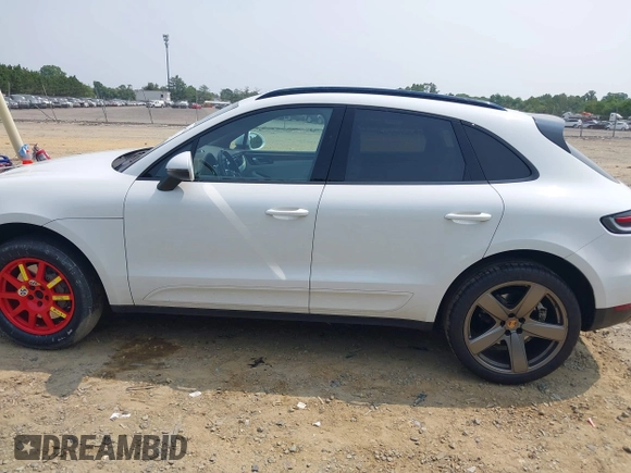 2019 Porsche Macan S with VIN WP1AB2A52KLB32441, listed as a IAAI auction lot 42388548 with 44,359 mi miles and . Bid and sale history available at DreamBid. Image 14.