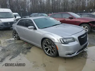 2017 Chrysler 300 S with VIN 2C3CCABG5HH560144, listed as a Copart auction lot 42423455 with 98,462 mi miles and Salvage Title. Bid and sale history available at DreamBid. Image 4.