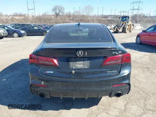 2018 Acura TLX w/Advance Pkg with VIN 19UUB3F85JA801000, listed as a IAAI auction lot 41665274 with 81,627 mi miles. Bid and sale history available at carsss.com. Image 17.
