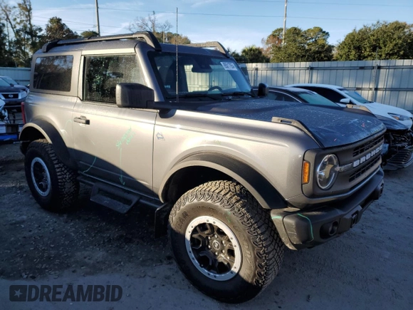 2024 Ford Bronco Black Diamond with VIN 1FMDE1AH3RLA71844, listed as a Copart auction lot 85017954 with 4,689 mi miles and Salvage Title. Bid and sale history available at DreamBid. Image 4.