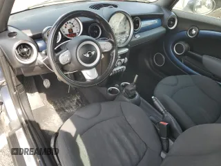 2010 MINI Convertible S with VIN WMWMS3C5XATY51076, listed as a Copart auction lot 48532735 with 104,901 mi miles and Clean title. Bid and sale history available at DreamBid. Image 8.