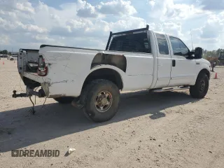 2002 Ford Super Duty F-250 XL with VIN 1FTNX21L62EC64514, listed as a Copart auction lot 67959914 with 354,142 mi miles and Salvage Title. Bid and sale history available at carsss.com. Image 3.