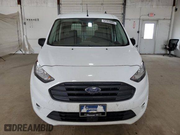 2022 Ford Transit Connect XLT with VIN NM0LS7T21N1521496, listed as a Copart auction lot 52354685 with 202,000 mi miles and Clean title. Bid and sale history available at DreamBid. Image 5.