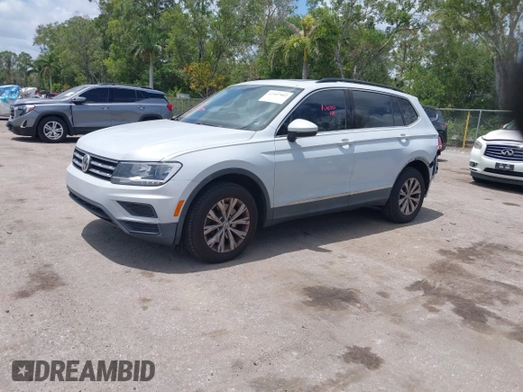 2018 Volkswagen Tiguan SEL with VIN 3VV3B7AX4JM188193, listed as a IAAI auction lot 42107802 with 68,911 mi miles and . Bid and sale history available at DreamBid. Image 17.