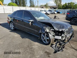 2006 Mercedes-Benz C 230 Sport z VIN WDBRF52H26F783588, wystawiony jako Copart lot #55117035 z przebiegiem 106 074 mil mil oraz Szkoda całkowita • Salvage title. Historia ofert i sprzedaży dostępna na DreamBid. Obrazek 4.