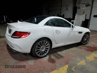 2017 Mercedes-Benz SLC 300 z VIN WDDPK3JA3HF140463, wystawiony jako Copart lot #86628104 z przebiegiem 57 769 mil mil oraz Szkoda całkowita • Salvage title. Historia ofert i sprzedaży dostępna na DreamBid. Obrazek 3.