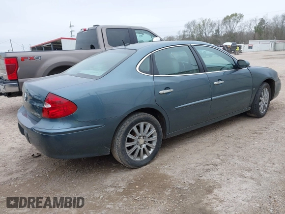 2007 Buick LaCrosse CXS with VIN 2G4WE587171136660, listed as a IAAI auction lot 41516283 with 210,006 mi miles. Bid and sale history available at carsss.com. Image 4.