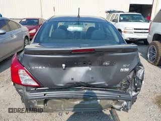 2019 Nissan Versa SV z VIN 3N1CN7AP8KL852236, wystawiony jako IAAI lot #42393900 z przebiegiem 87 340 mil mil oraz . Historia ofert i sprzedaży dostępna na DreamBid. Obrazek 17.