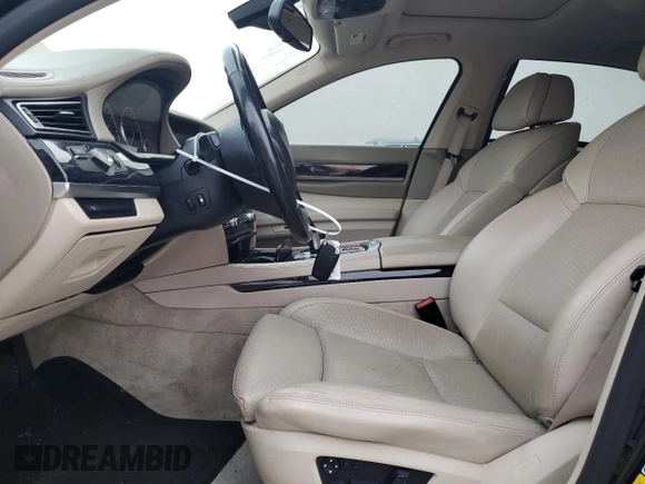 2009 BMW 7 Series 750i с VIN WBAKA83559CY33118, выставлен на аукционе Copart как лот 76340864 с пробегом 99 857 миль миль и Списание • Salvage title. История ставок и продаж доступна на DreamBid. Изображение 7.