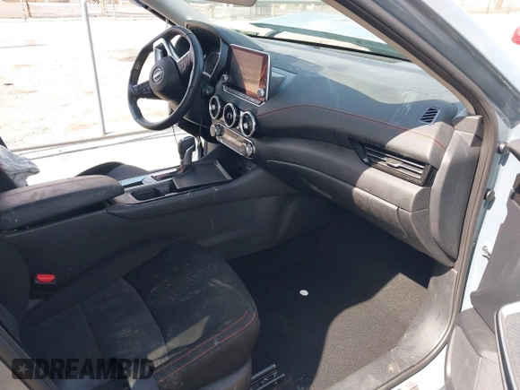 2024 Nissan Sentra SR with VIN 3N1AB8DV8RY388197, listed as a IAAI auction lot 42227247 with 8,928 mi miles and . Bid and sale history available at DreamBid. Image 5.