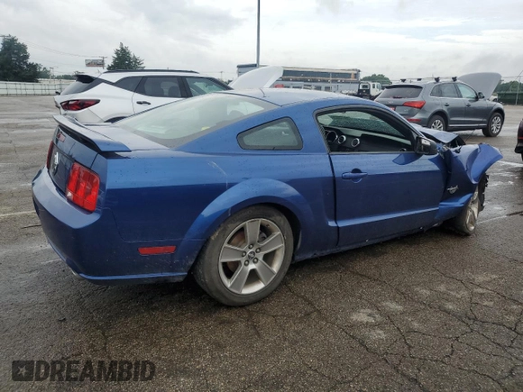 2009 Ford Mustang GT with VIN 1ZVHT82H895128673, listed as a Copart auction lot 59775835 with 30,607 mi miles and Salvage title. Bid and sale history available at DreamBid. Image 3.