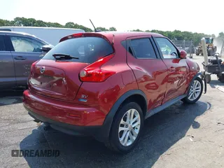 2014 Nissan Juke Nismo with VIN JN8AF5MR2ET452681, listed as a IAAI auction lot 42403658 with 137,757 mi miles and . Bid and sale history available at DreamBid. Image 4.