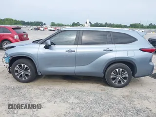 2023 Toyota Highlander L z VIN 5TDKDRAH4PS040014, wystawiony jako IAAI lot #42206183 z przebiegiem 43 219 mil mil oraz . Historia ofert i sprzedaży dostępna na DreamBid. Obrazek 15.