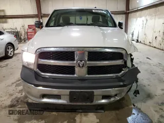 2018 Ram 1500 Tradesman z VIN 3C6JR6DT7JG225151, wystawiony jako Copart lot #86207374 z przebiegiem 72 073 mil mil oraz Szkoda całkowita • Salvage title. Historia ofert i sprzedaży dostępna na DreamBid. Obrazek 5.