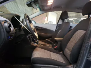 2019 Hyundai Kona SEL with VIN KM8K22AA9KU189972, listed as a Copart auction lot 42610713 with 29,266 mi miles. Bid and sale history available at carsss.com. Image 7.