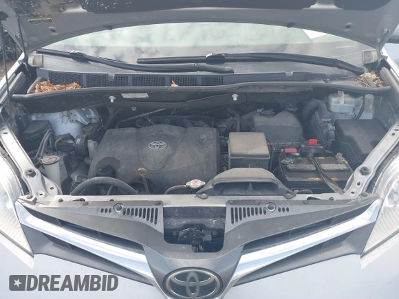 2019 Toyota Sienna XLE Auto Access Seat with VIN 5TDYZ3DC1KS002323, listed as a IAAI auction lot 41677879 with 86,470 mi miles. Bid and sale history available at carsss.com. Image 10.