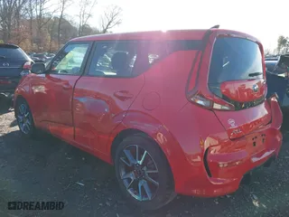 2020 Kia Soul GT-Line with VIN KNDJ63AU8L7055703, listed as a IAAI auction lot 41435020 with 67,116 mi miles. Bid and sale history available at carsss.com. Image 3.