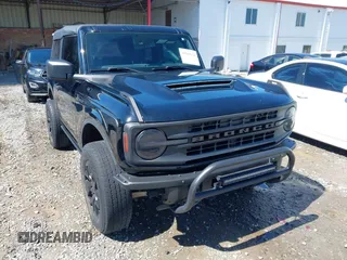 2022 Ford Bronco with VIN 1FMDE5AP1NLB45867, listed as a IAAI auction lot 42508914 with 43,559 mi miles and . Bid and sale history available at DreamBid. Image 1.