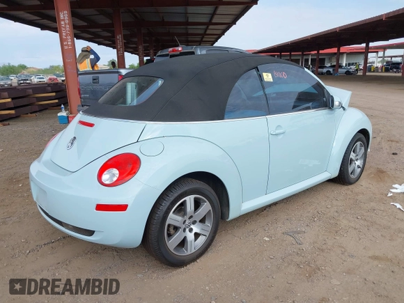 2006 Volkswagen Beetle with VIN 3VWRF31Y26M316675, listed as a IAAI auction lot 42732597 with Not provided miles and . Bid and sale history available at DreamBid. Image 4.