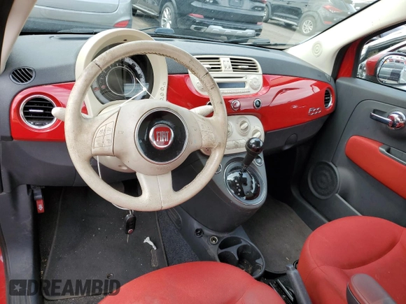 2013 FIAT 500 Pop z VIN 3C3CFFAR6DT579908, wystawiony jako Copart lot #63145225 z przebiegiem 159 059 mil mil oraz Czysty tytuł • Clean title. Historia ofert i sprzedaży dostępna na DreamBid. Obrazek 8.