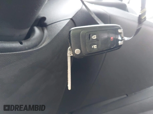2011 Chevrolet Equinox 1LT with VIN 2CNFLEECXB6352509, listed as a IAAI auction lot 42101201 with 117,842 mi miles and . Bid and sale history available at DreamBid. Image 11.