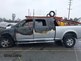 2013 Ram 2500 Laramie with VIN 3C6TR5NT1DG551369, listed as a IAAI auction lot 41561187 with Not Provided miles. Bid and sale history available at carsss.com. Image 13.