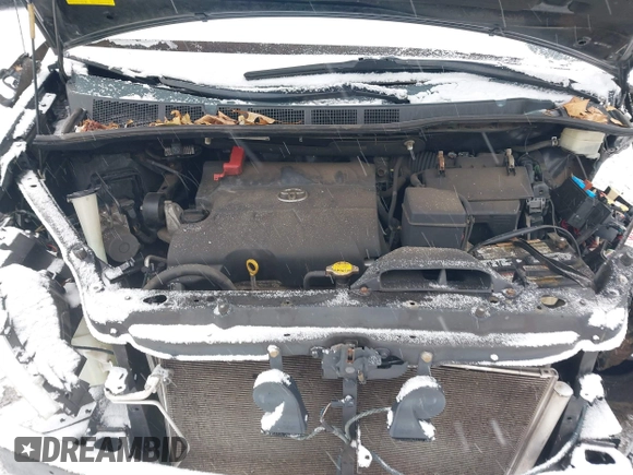2011 Toyota Sienna LE AAS with VIN 5TDKK3DC3BS113594, listed as a IAAI auction lot 41236977 with 166,156 mi miles. Bid and sale history available at carsss.com. Image 10.
