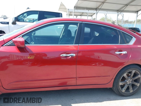 2015 Nissan Altima 2.5 S with VIN 1N4AL3AP1FC100503, listed as a IAAI auction lot 41850289 with 146,745 mi miles. Bid and sale history available at carsss.com. Image 15.