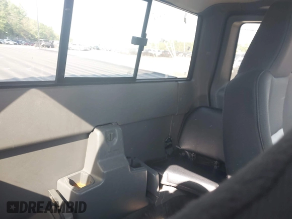 2004 Ford Ranger XL Fleet with VIN 1FTYR44U64PA69320, listed as a IAAI auction lot 42241449 with 202,895 mi miles and . Bid and sale history available at DreamBid. Image 8.