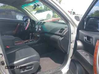 2011 Toyota Highlander Limited with VIN 5TDDK3EH4BS088031, listed as a IAAI auction lot 42515112 with 229,117 mi miles and . Bid and sale history available at DreamBid. Image 5.