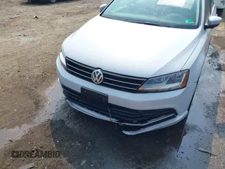 2017 Volkswagen Jetta S with VIN 3VW2B7AJ3HM376653, listed as a IAAI auction lot 42438334 with 140,722 mi miles and . Bid and sale history available at DreamBid. Image 17.