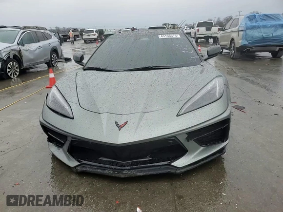2024 Chevrolet Corvette 2LT z VIN 1G1YB3D40R5119204, wystawiony jako Copart lot #43156375 z przebiegiem 4 444 mil mil oraz Czysty tytuł • Clean title. Historia ofert i sprzedaży dostępna na DreamBid. Obrazek 10.