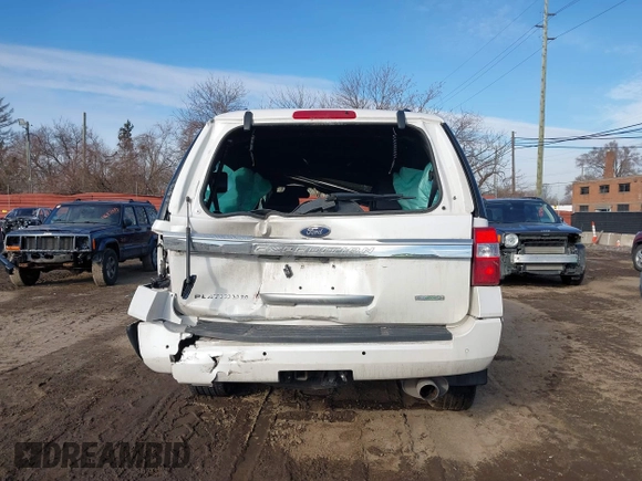 2016 Ford Expedition Platinum with VIN 1FMJU1MT1GEF10501, listed as a IAAI auction lot 41706827 with Not provided miles and . Bid and sale history available at DreamBid. Image 15.