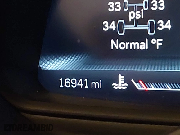 2021 Cadillac CT5 V-Series with VIN 1G6DV5RW9M0136210, listed as a IAAI auction lot 42571132 with 16,941 mi miles and . Bid and sale history available at DreamBid. Image 15.