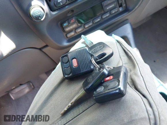 1999 Ford Explorer XLT с VIN 1FMDU34E2XUA07544, выставлен на аукционе IAAI как лот 42211210 с пробегом 156 786 миль миль и . История ставок и продаж доступна на DreamBid. Изображение 11.