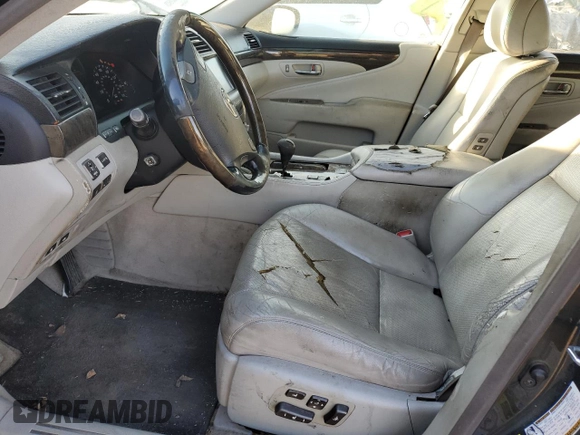 2007 Lexus LS 460 z VIN JTHBL46F075001860, wystawiony jako Copart lot #46585835 z przebiegiem 286 126 mil mil oraz Szkoda całkowita • Salvage title. Historia ofert i sprzedaży dostępna na DreamBid. Obrazek 7.