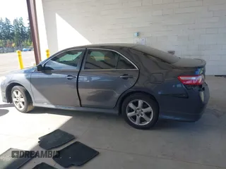 2009 Toyota Camry LE z VIN 4T1BK46K09U592438, wystawiony jako IAAI lot #42078810 z przebiegiem 164 582 mil mil oraz . Historia ofert i sprzedaży dostępna na DreamBid. Obrazek 13.
