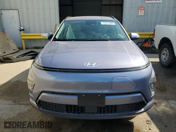2024 Hyundai Kona SEL with VIN KM8HC3A68RU006550, listed as a Copart auction lot 51911685 with 8,620 mi miles and Salvage Title. Bid and sale history available at DreamBid. Image 5.
