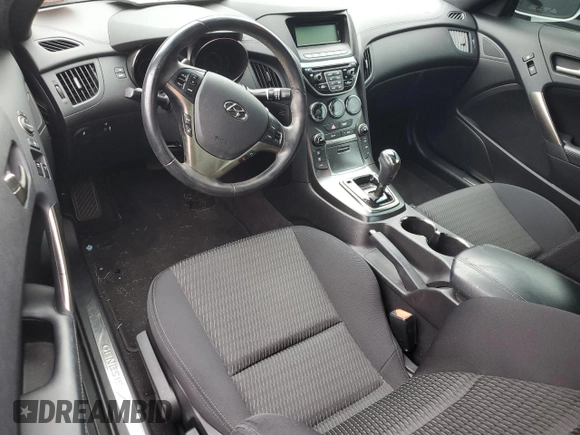 2015 Hyundai Genesis Coupe 3.8L Base z VIN KMHHT6KJ6FU125651, wystawiony jako Copart lot #72545964 z przebiegiem Nie podano mil oraz Szkody całkowita. Historia ofert i sprzedaży dostępna na DreamBid. Obrazek 8.