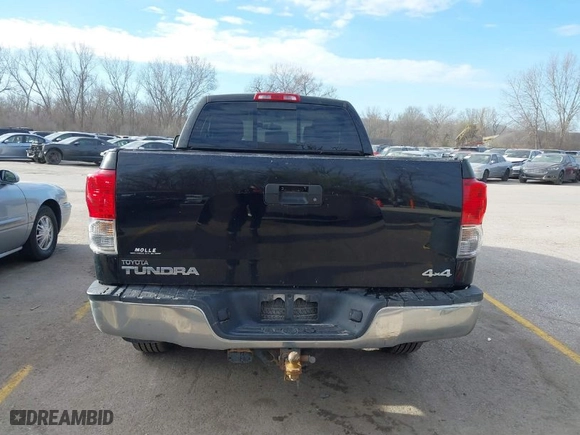 2013 Toyota Tundra 4WD Truck with VIN 5TFUM5F14DX049122, listed as a IAAI auction lot 41895432 with NaN miles. Bid and sale history available at carsss.com. Image 16.