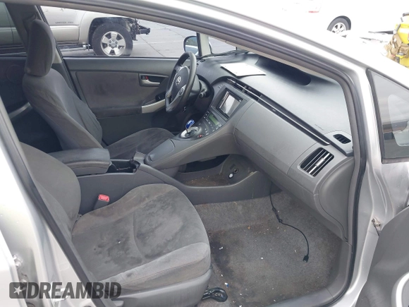 2011 Toyota Prius I with VIN JTDKN3DU7B0323019, listed as a IAAI auction lot 42009507 with 282,412 mi miles. Bid and sale history available at carsss.com. Image 5.